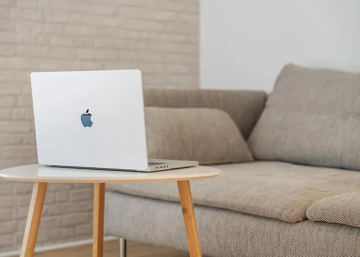 A T Διαμέρισμα *